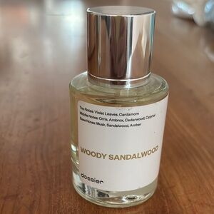 Dossier Woody Sandalwood Eau de Parfum - Clear Bottle with Silver Cap